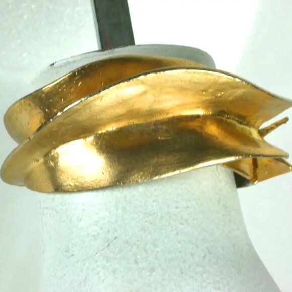 **RARE** KJL KENNETH J. LANE SATIN GOLD SCULPTURAL BRUTILIST CLAMPER BRACELET DR - Picture 5 of 6
